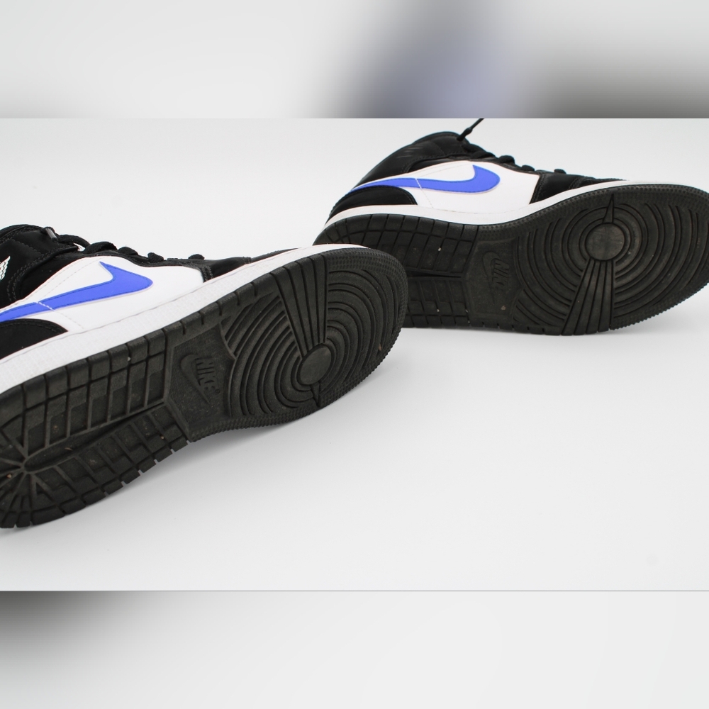 Air Jordan 1 Mid – Black/Racer Blue/White (GS)Size: 5.5Y - Picture 12 of 12